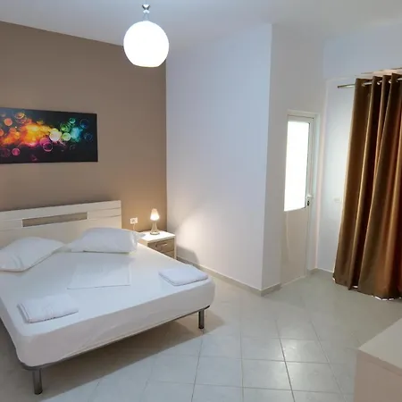 & Hotel