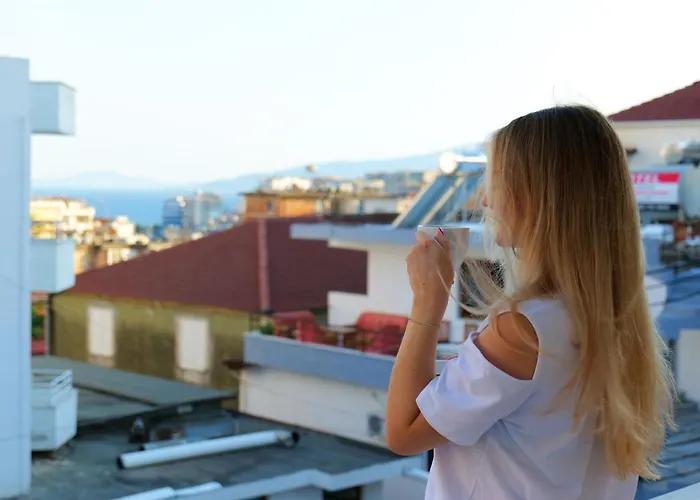 Hotel & Sarandë